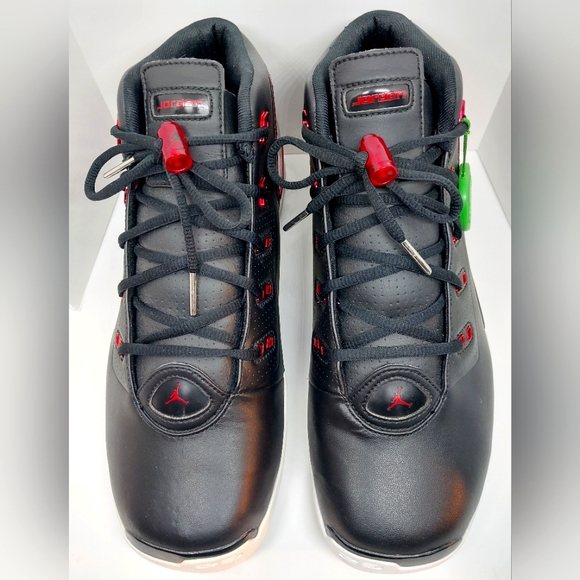 NIKE AIR JORDAN 17 - BRED CHICAGO BULLS - Picture 3 of 8